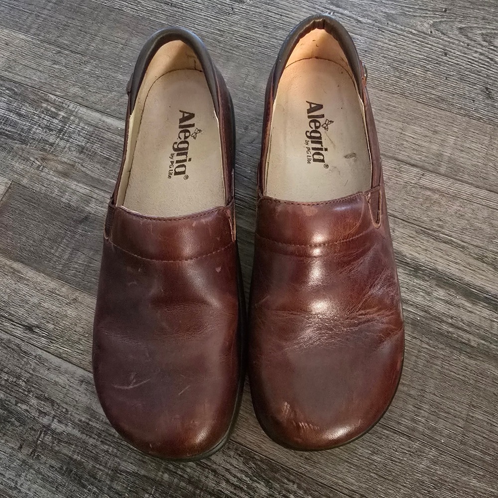 Alegria Keli Professional Clogs Womens 38 8/8.5‎ Brown Leather Slip On Shoes